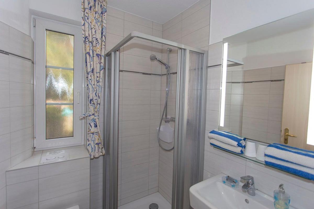 Haus Dornroeschen 45107 Apartment Goehren  Luaran gambar