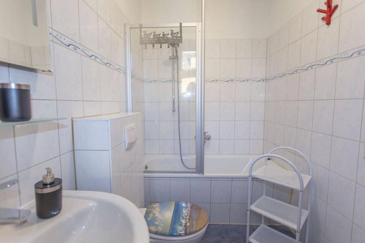 Haus Dornroeschen 45107 Apartment Goehren  Luaran gambar